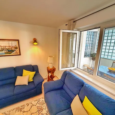 Lina Apartment *